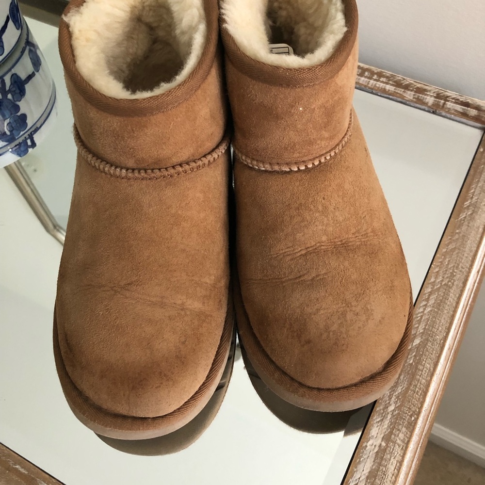 Girls Short UGG Boots